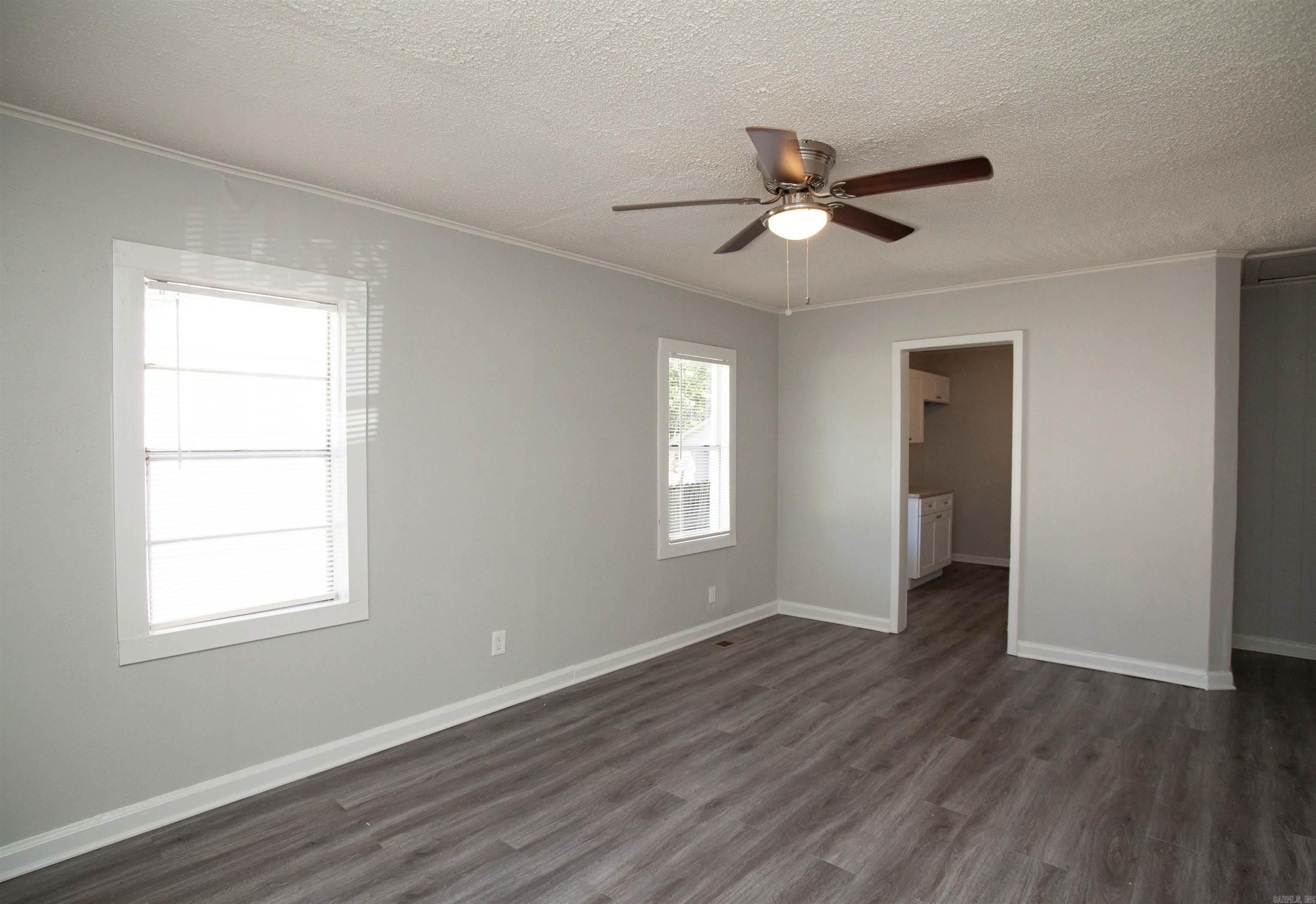 1411 S Jackson Street – photo 2