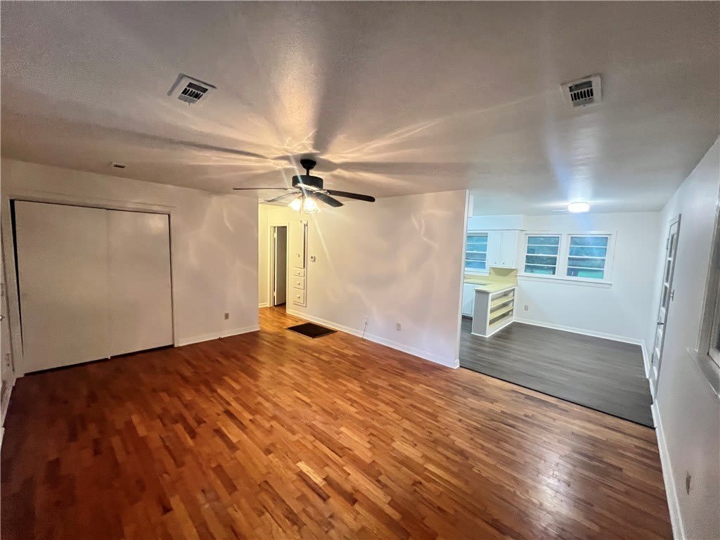 2124 Wedington Drive – photo 3