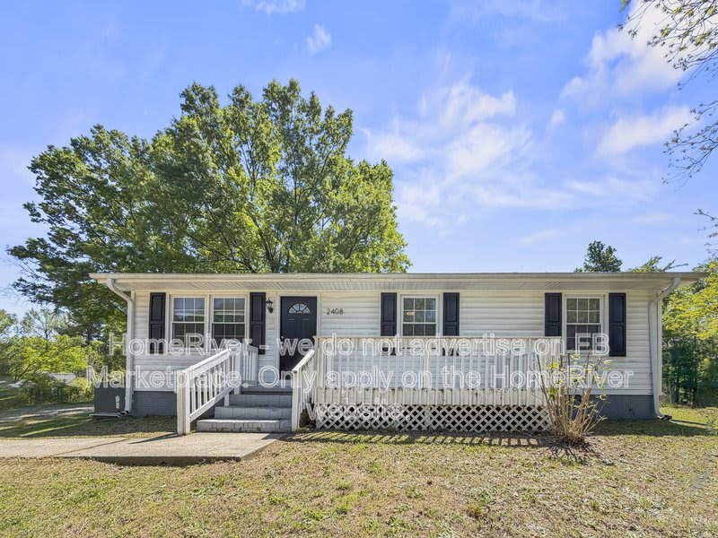 2408 Hart St – photo 1