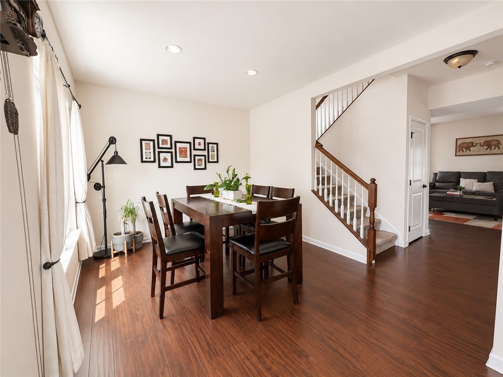 2702 Pittsburgh Ct – photo 2
