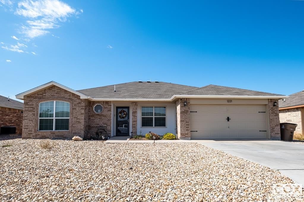 1221 Elmo Lane – photo 1