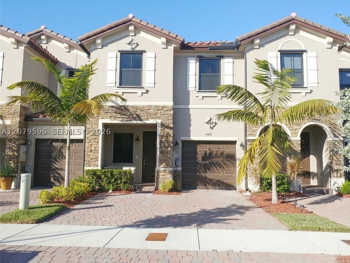 11421 SW 252nd St – photo 2