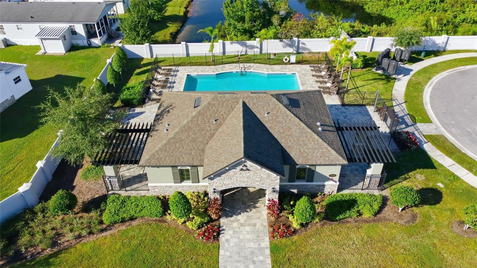1461 CLEAR BROOK Place – photo 3