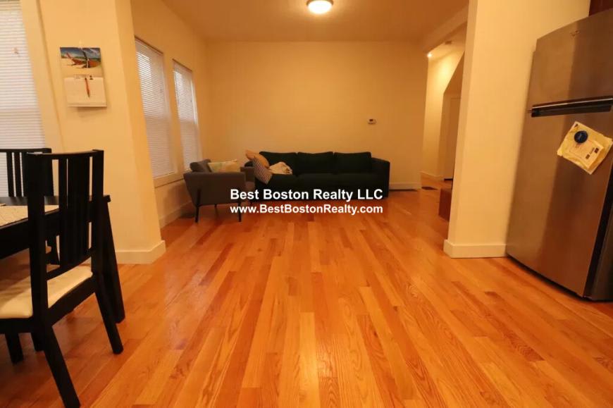 58 School St. – photo 3