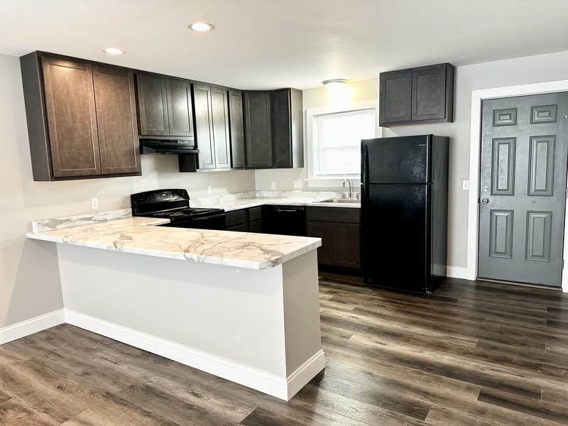 2236 Cordova Court – photo 2