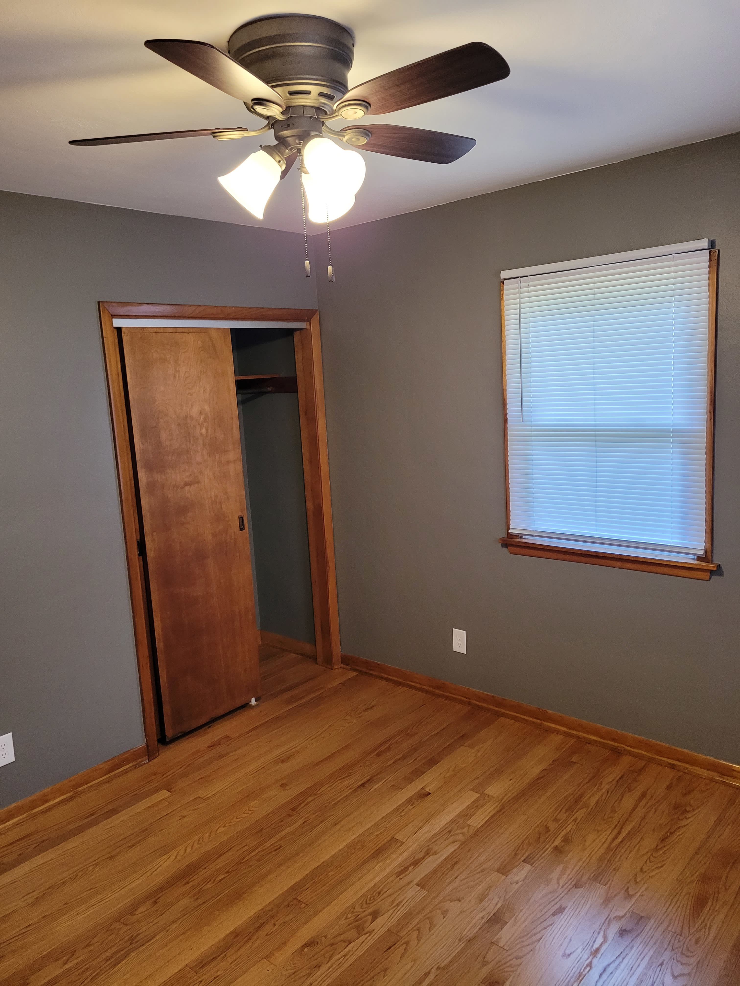 430 W 30Th St – photo 4