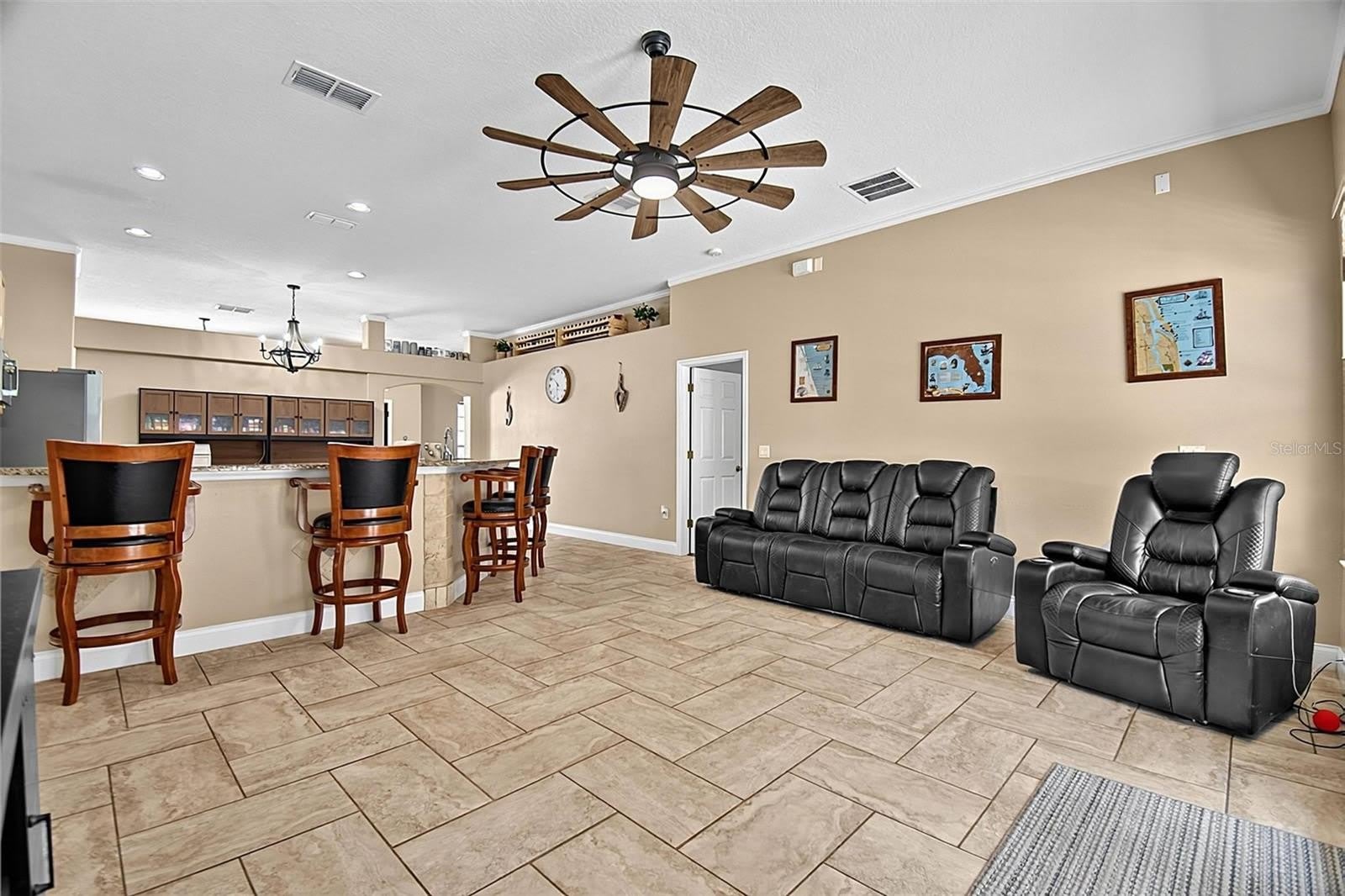 61 FRANCIS LN – photo 5