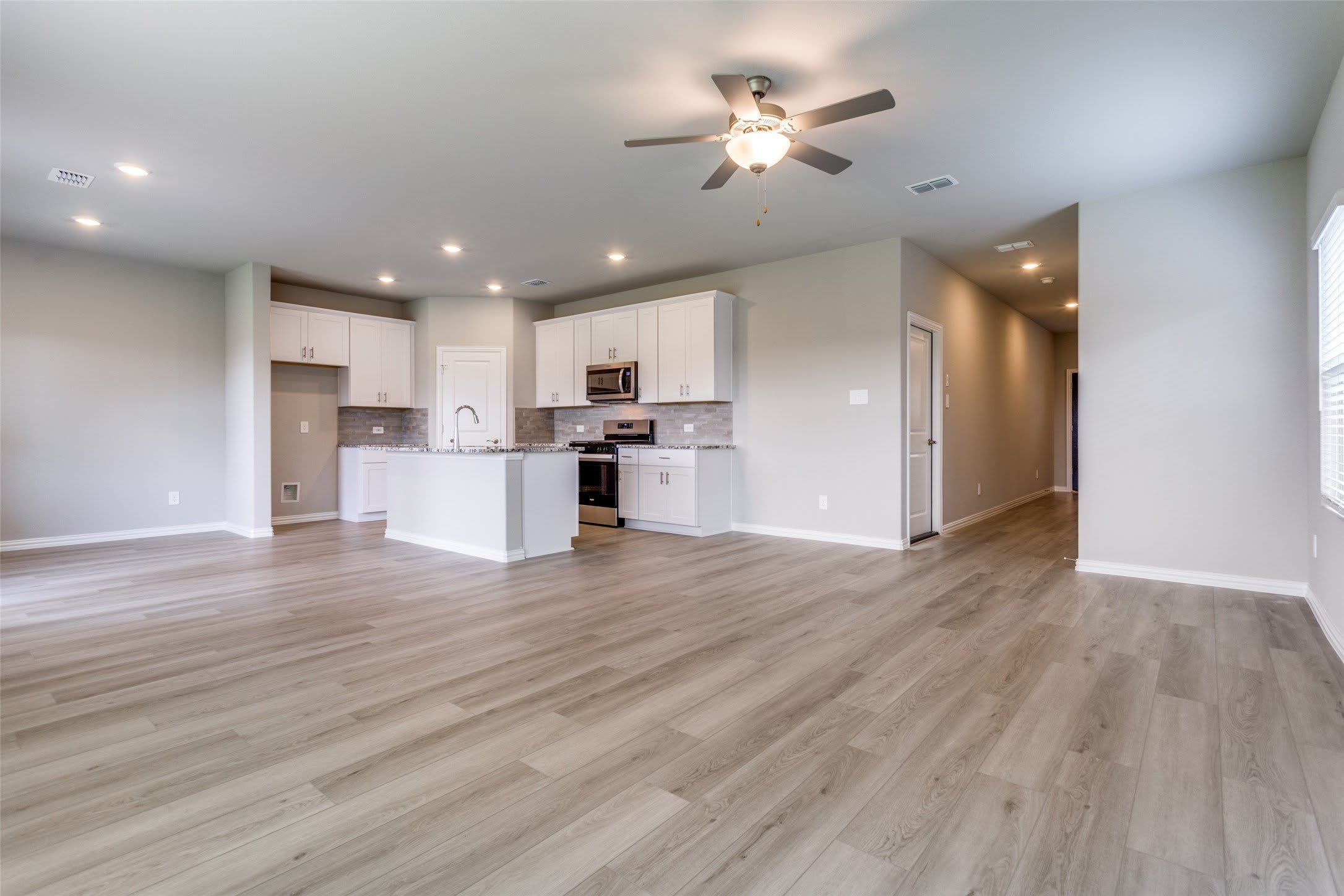 708 McKenna Drive – photo 2