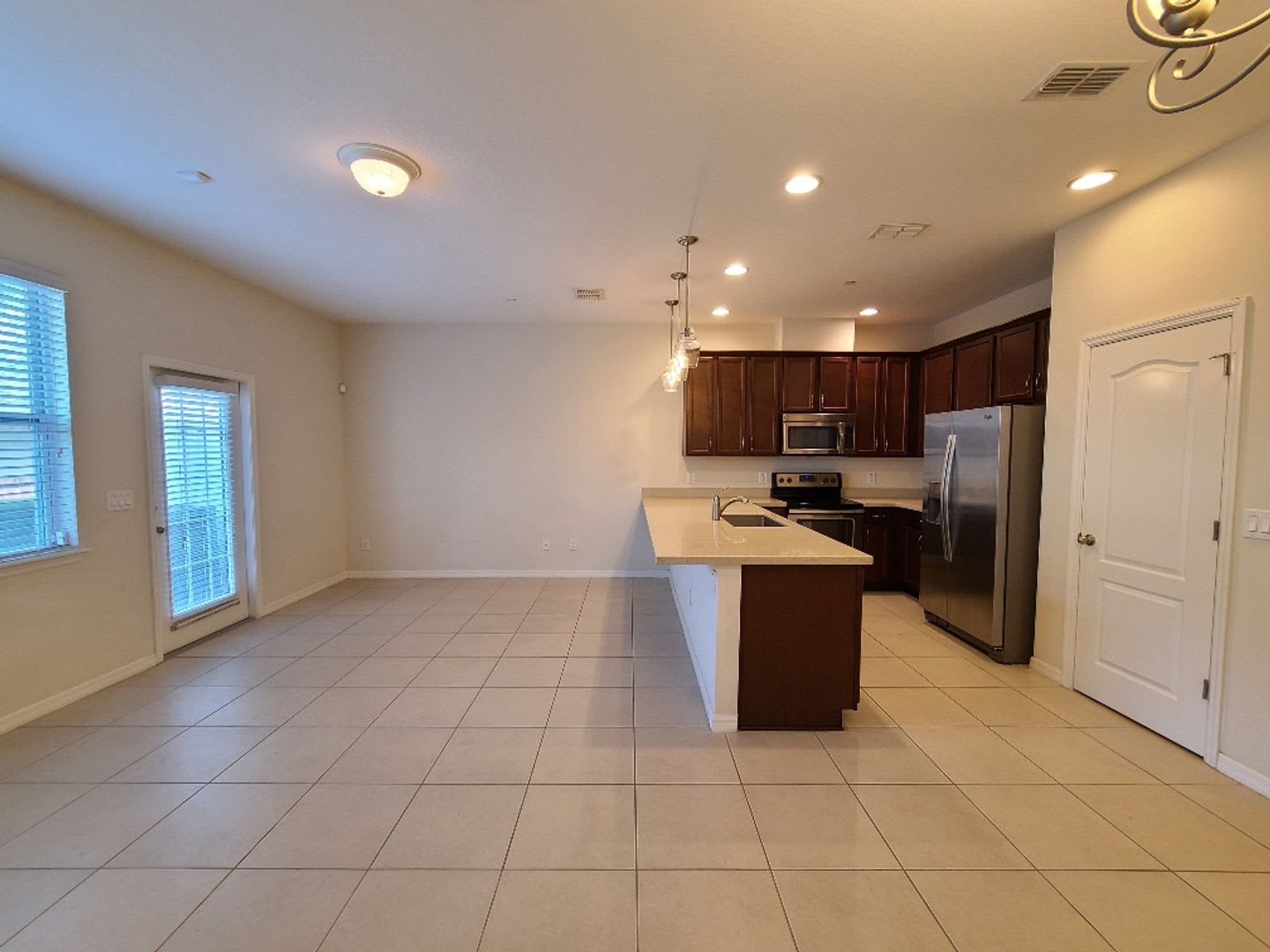 3Br 2 5Ba At Oviedo On The Park Tile Floors Downstairs Located Directly Across From Pool – photo 2