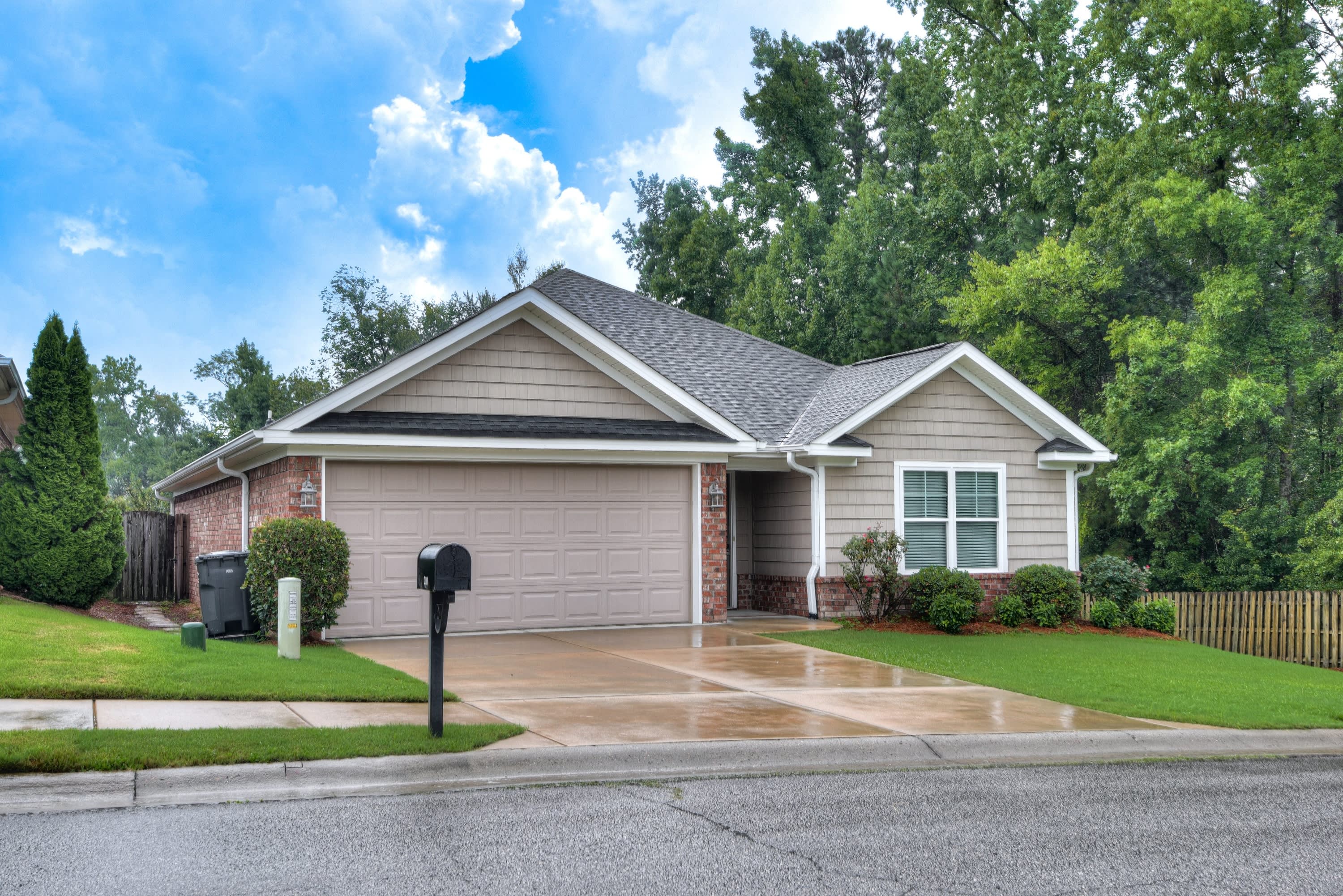 2110 Red Maple Trace – photo 3