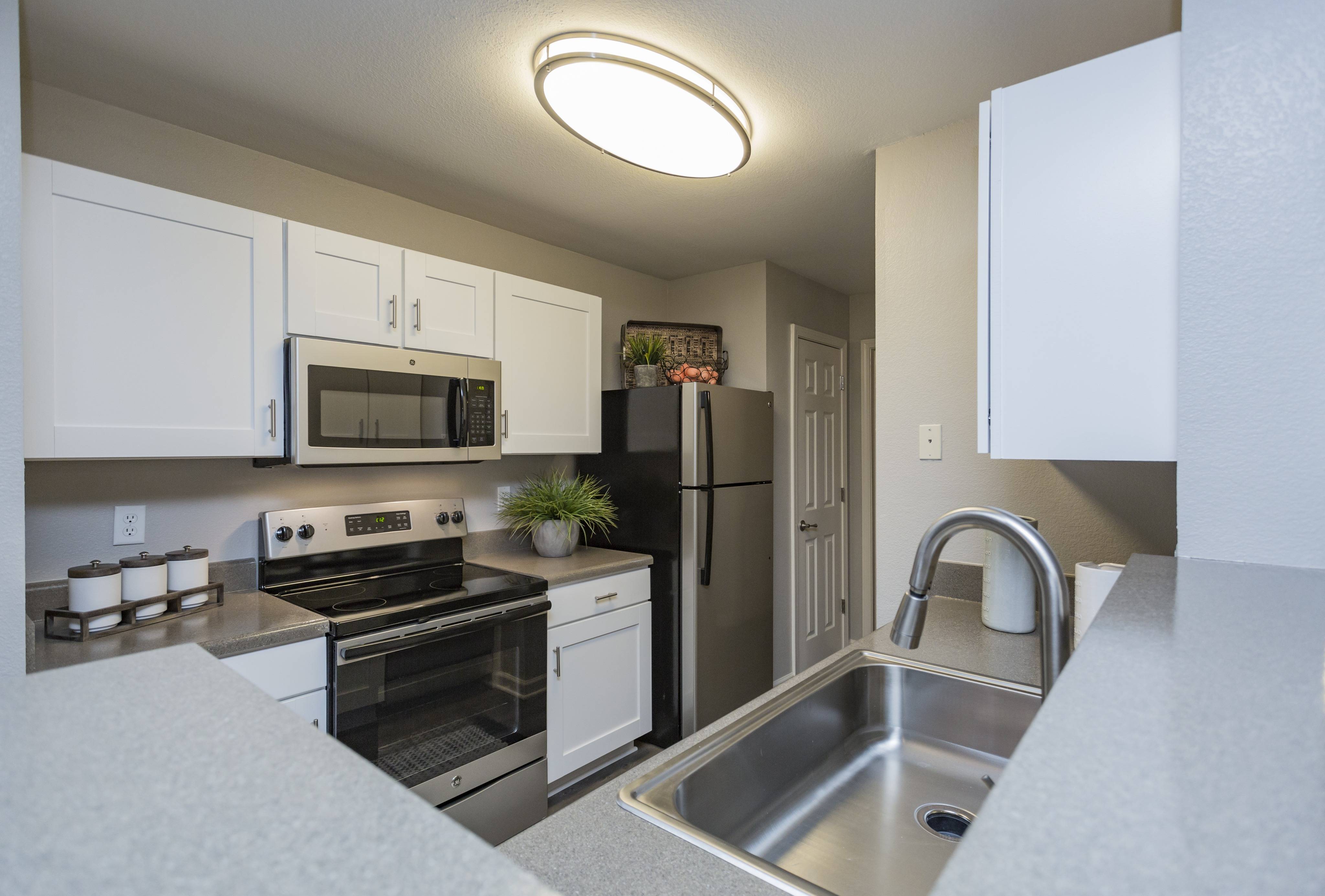 Stoneridge Farms Apartments – photo 4