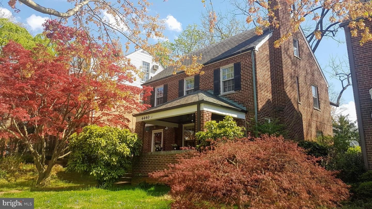 4440 ALBEMARLE ST NW – photo 2