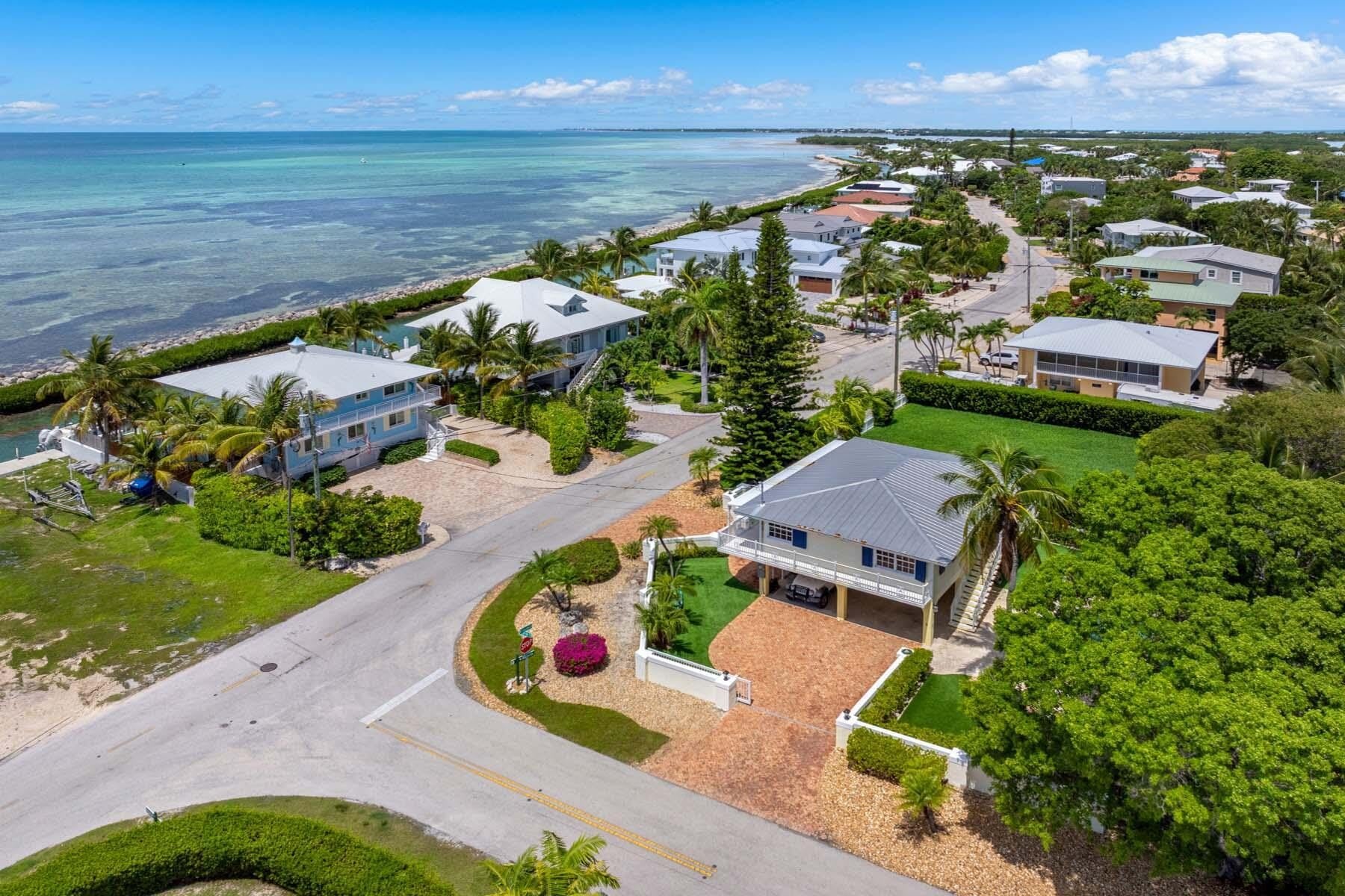 235 W Seaview Circle – photo 1
