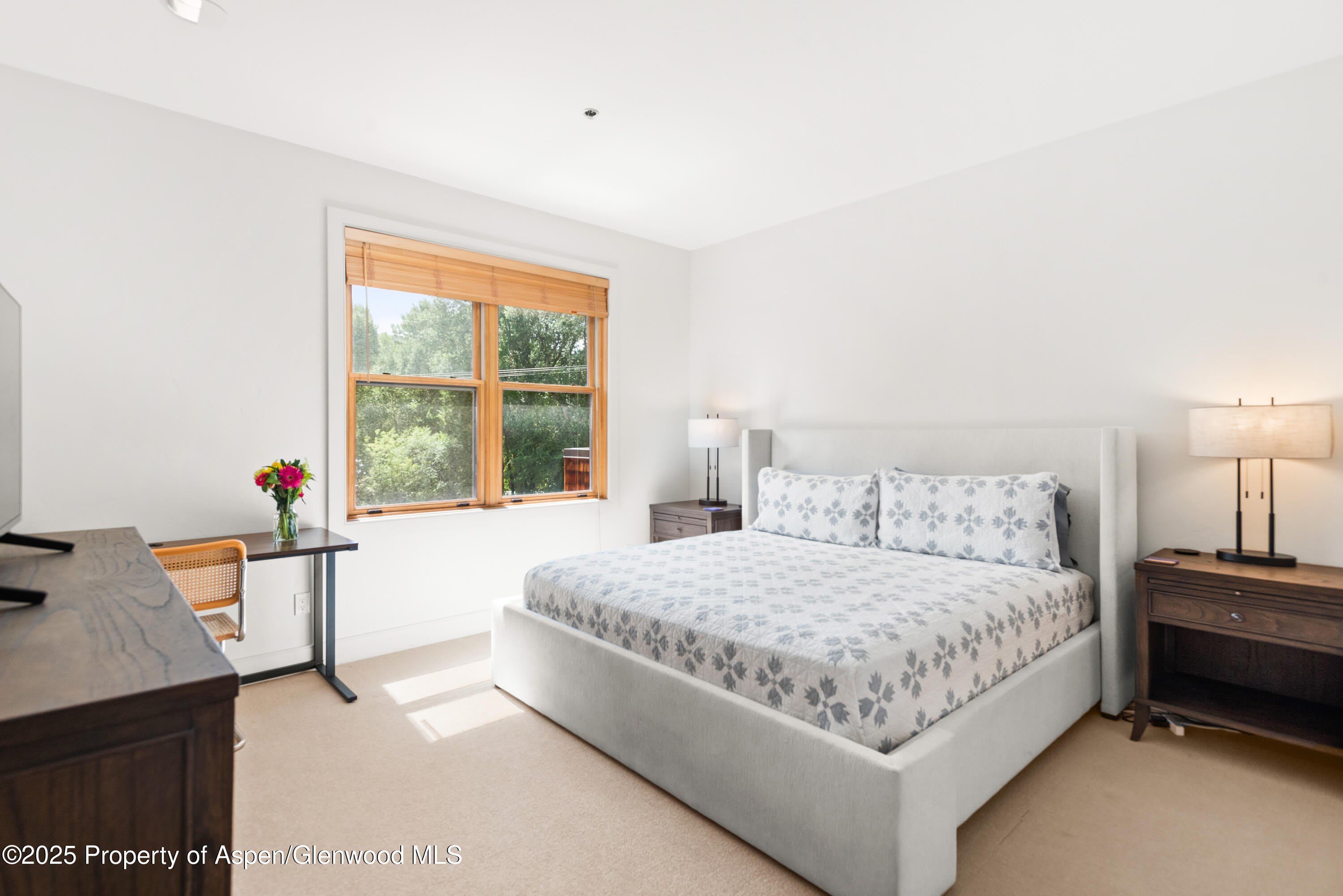 227 Midland Avenue – photo 4