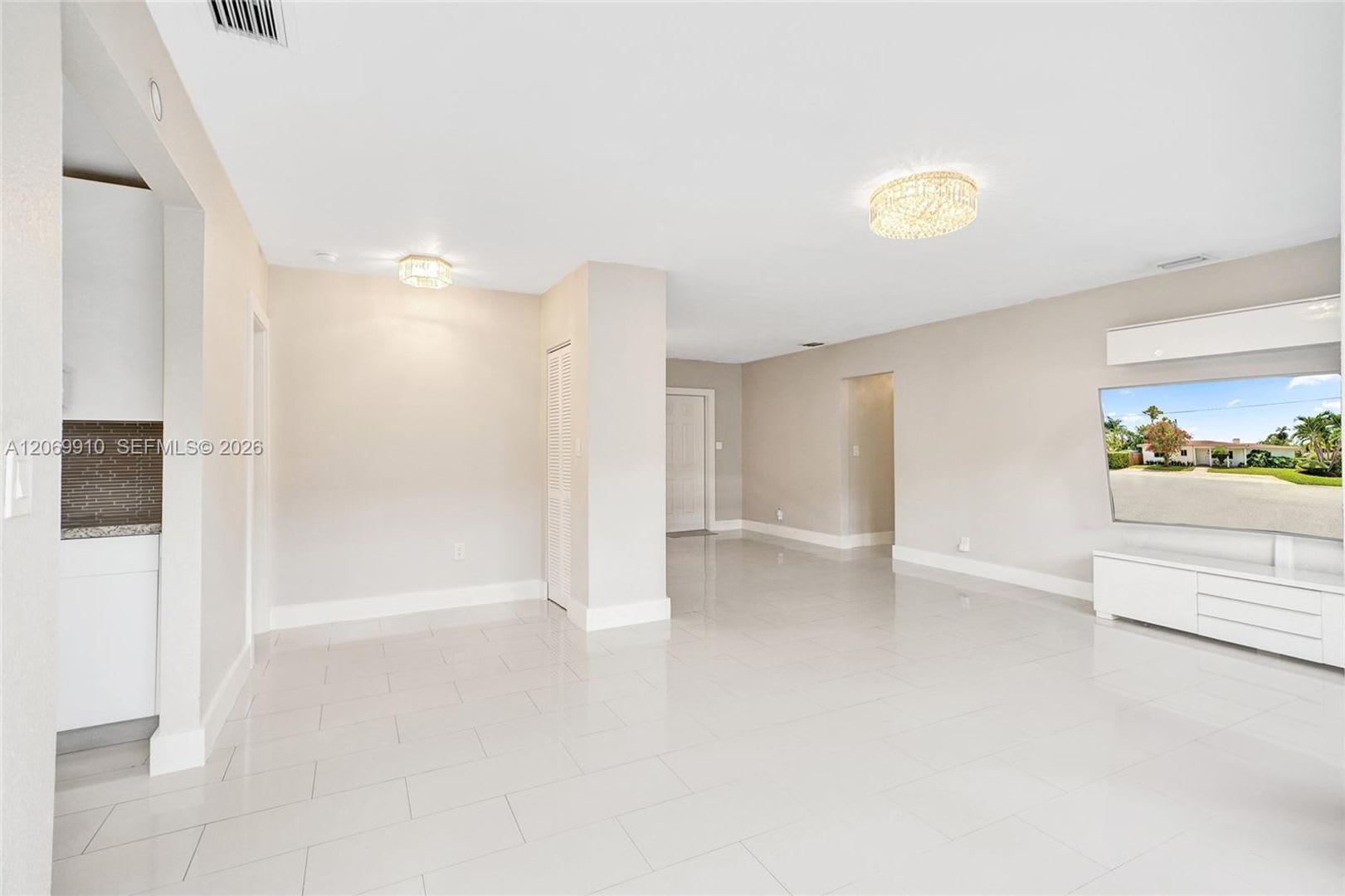1146 NE 17th Terrace, Fort Lauderdale, FL 33304 – photo 5