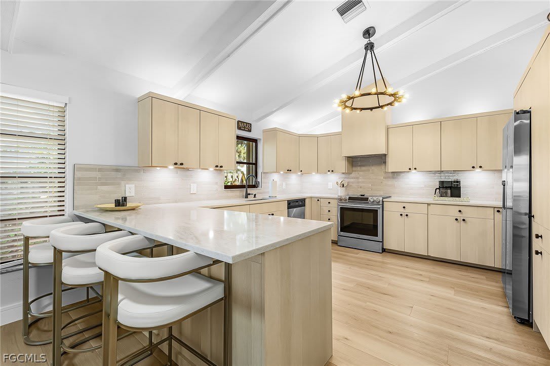 663 110th Avenue N – photo 5