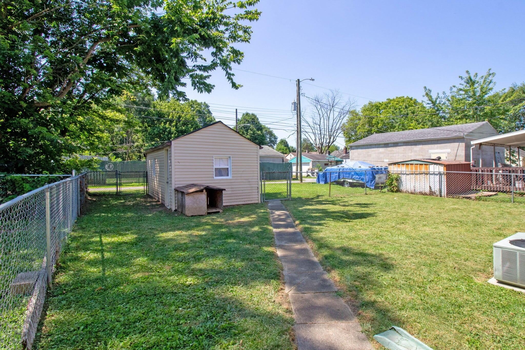 1059 Lawrence Drive – photo 4