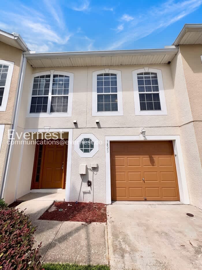 3823 Exeter Lane – photo 2