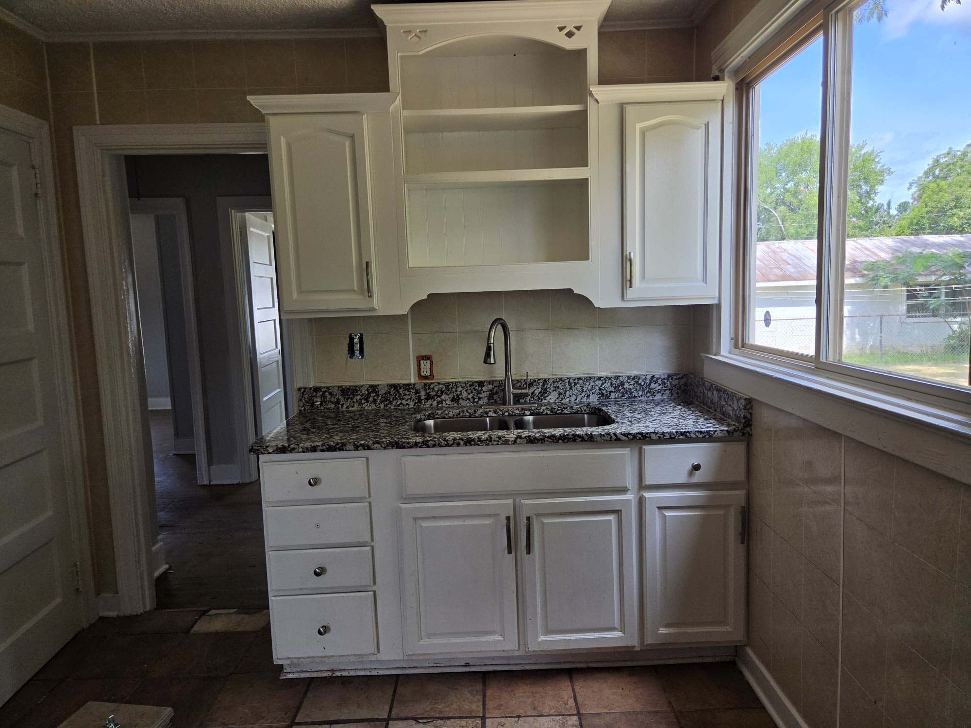 2117 Kennedy Drive – photo 4
