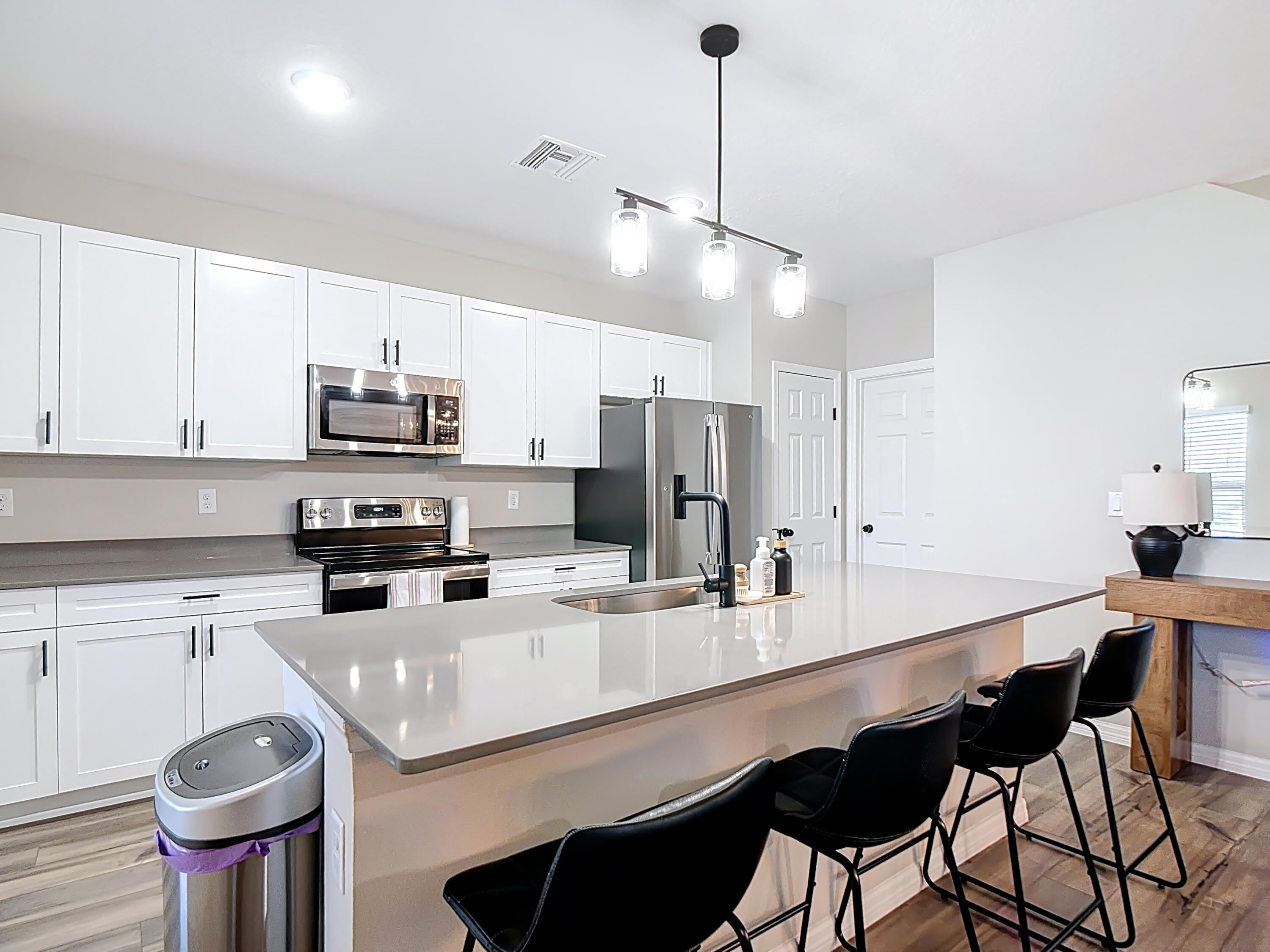 1504 Hummingbird Road – photo 4