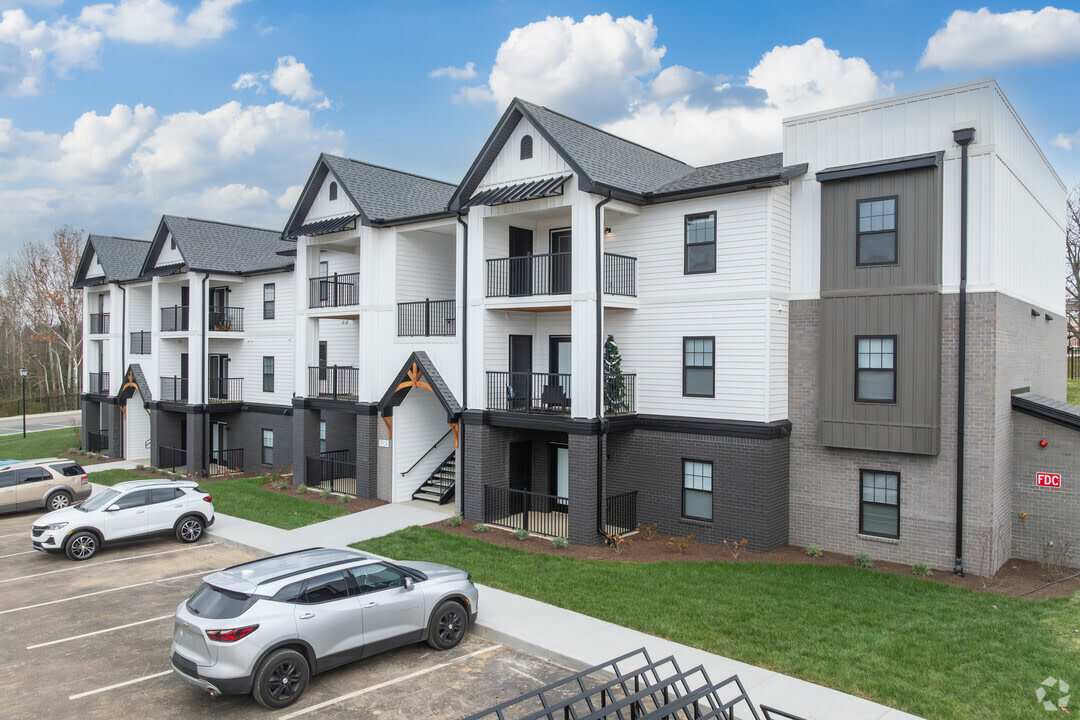9924 Moore Hill Place 304 – photo 1