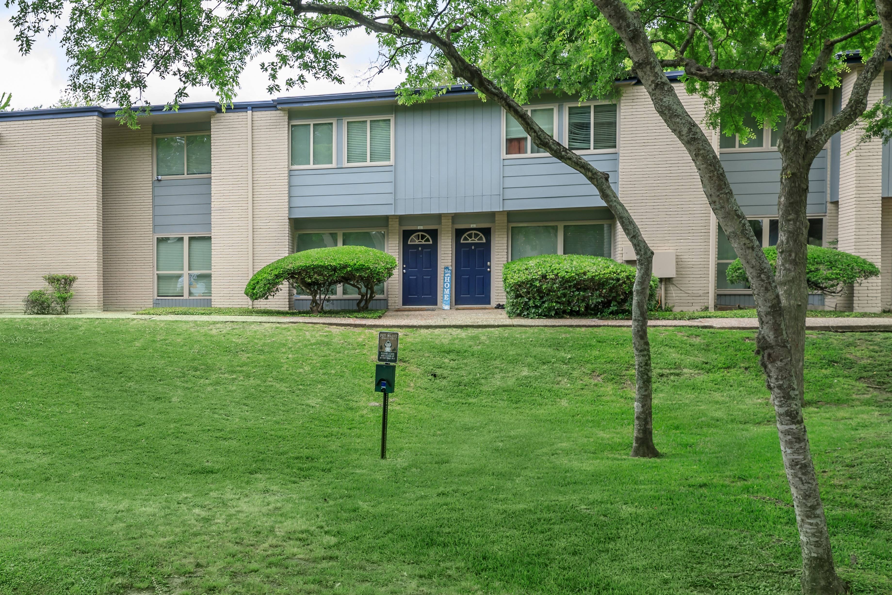 Aurora Flats – photo 1