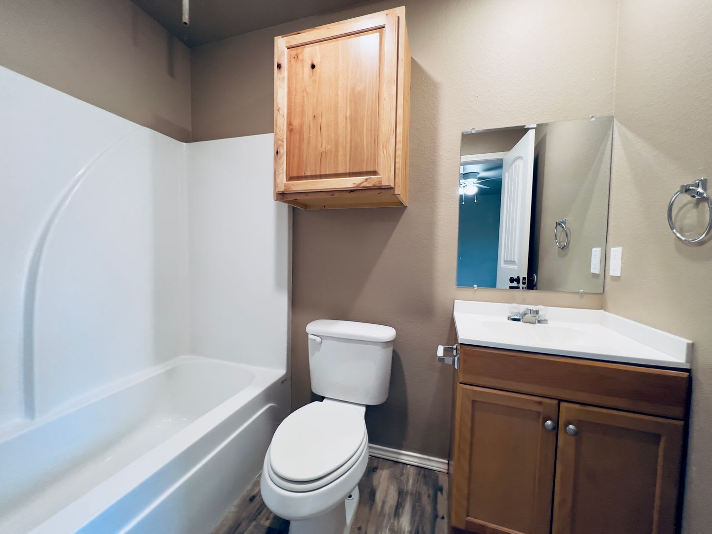 Cozy 3 Bedroom Home – photo 5