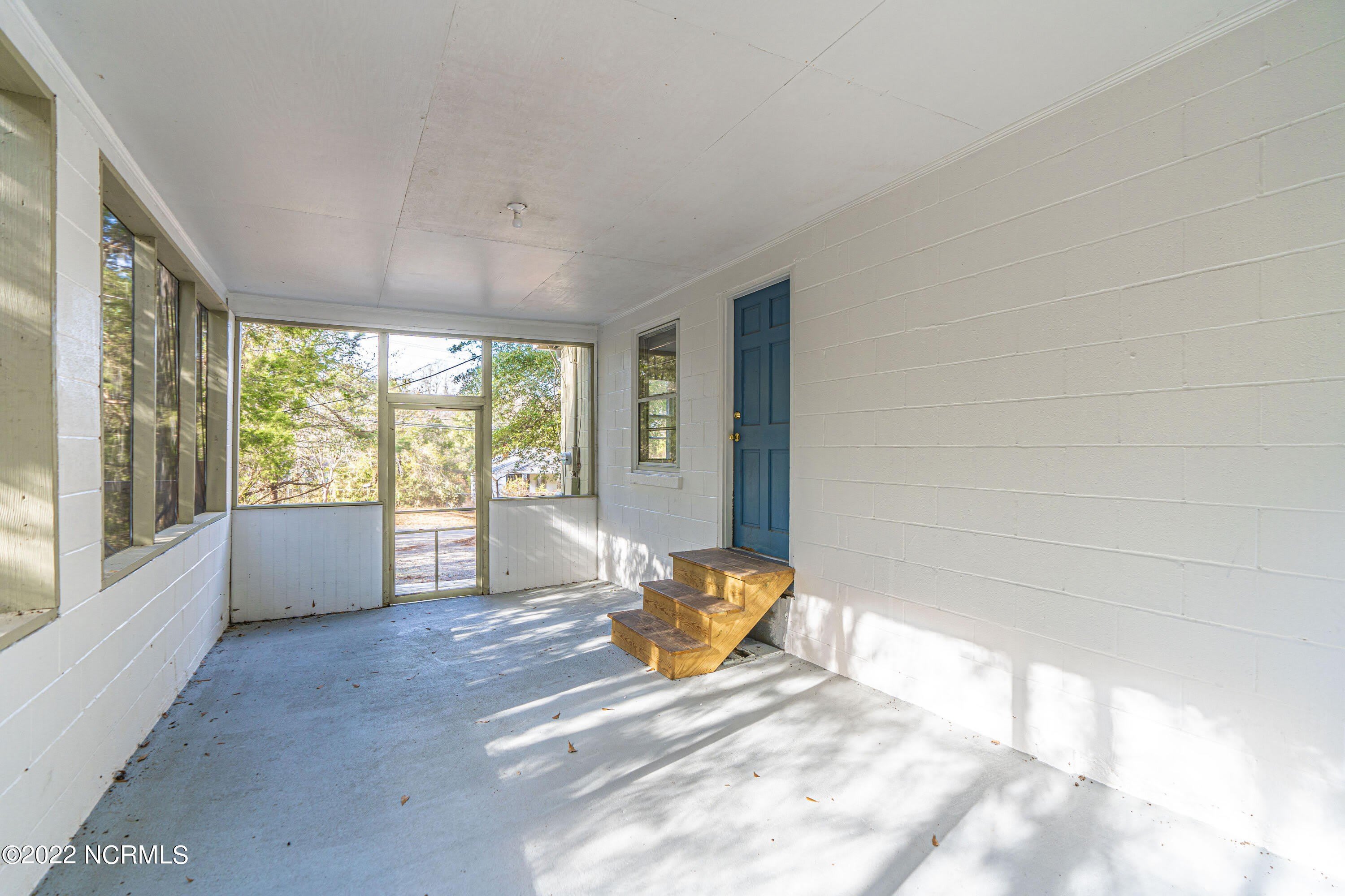 885 S Stephens Street – photo 3