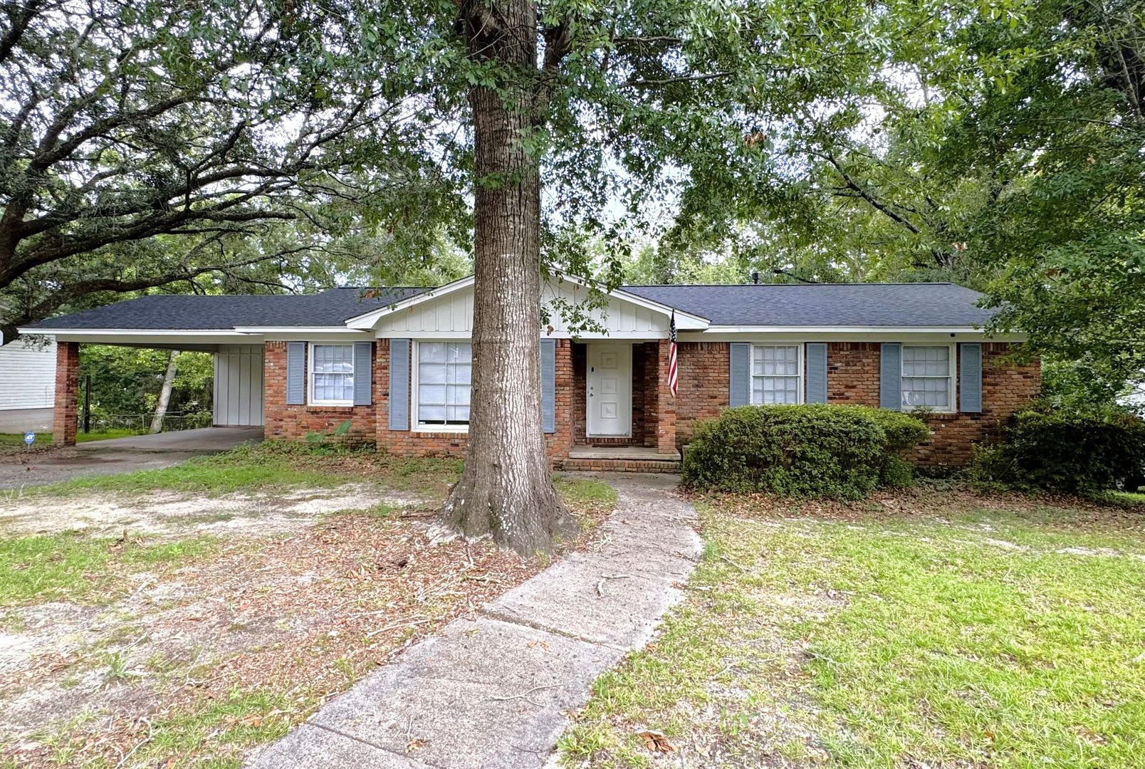 3 2 Near Mims Park – photo 1