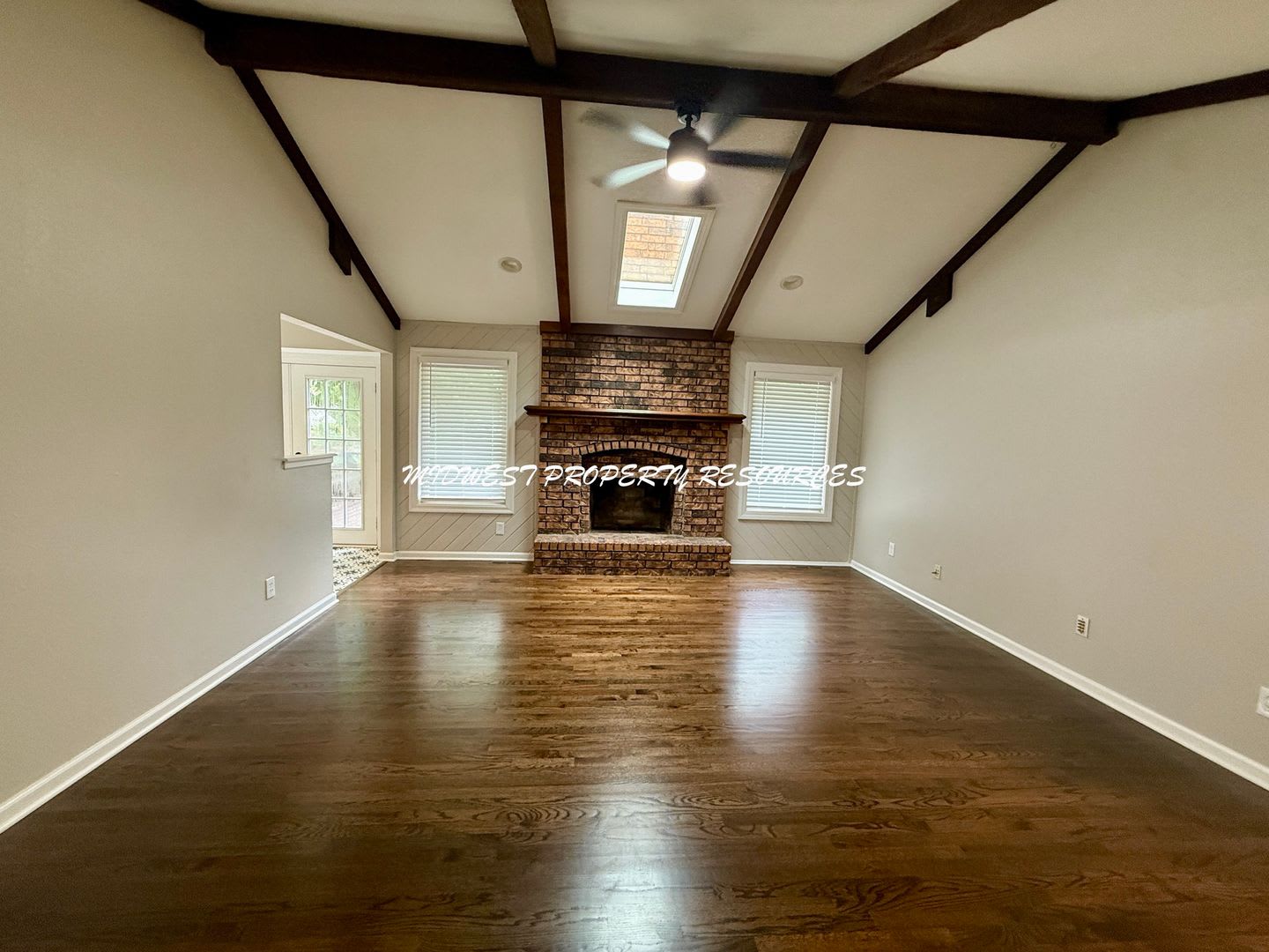 Newly Remodeled 3 Bed, 2.5 Bath Home with Vaulted Ceilings, Finished Basement & Fenced Yard! – photo 3