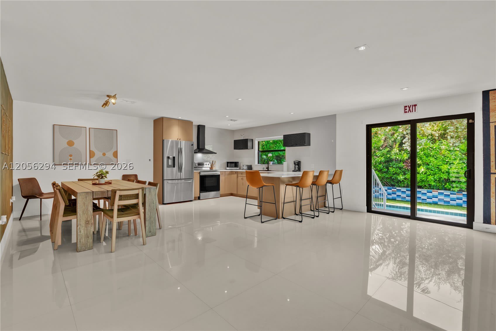 808 SW 29th St – photo 4