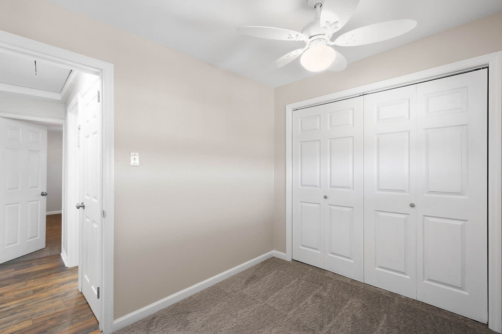 Score 50 Off 1St Month S Rent If Signed By August 28 Beautiful 2 Bedroom Home In Port Vue Available Now – photo 5