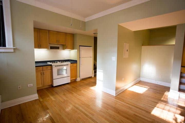 5535 S Kimbark – photo 1