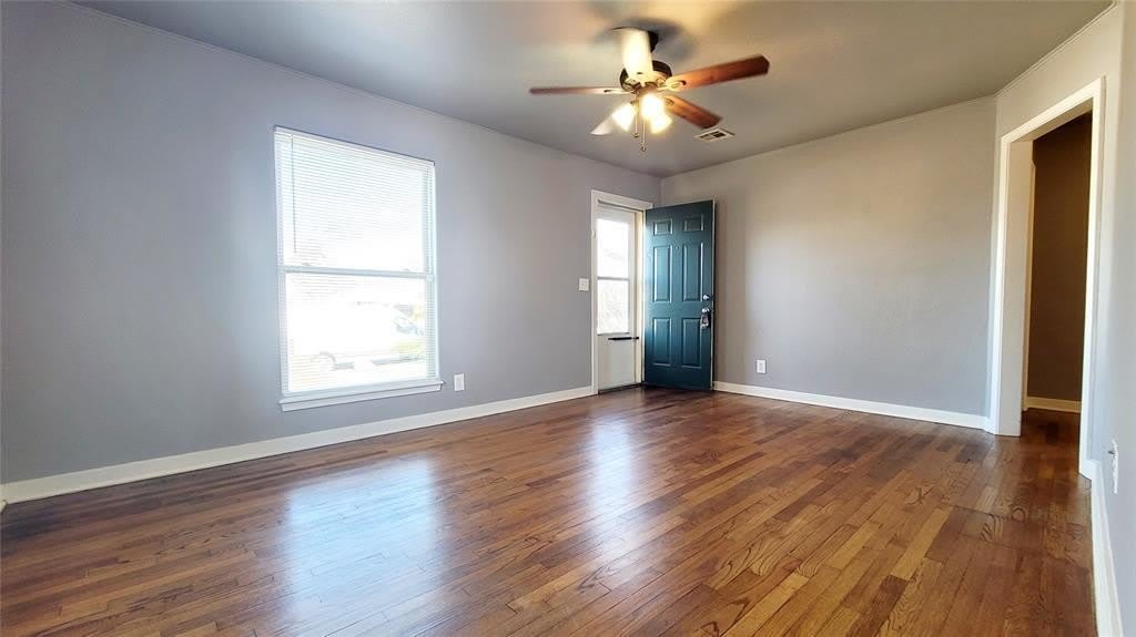 300 E Kittyhawk Drive – photo 4