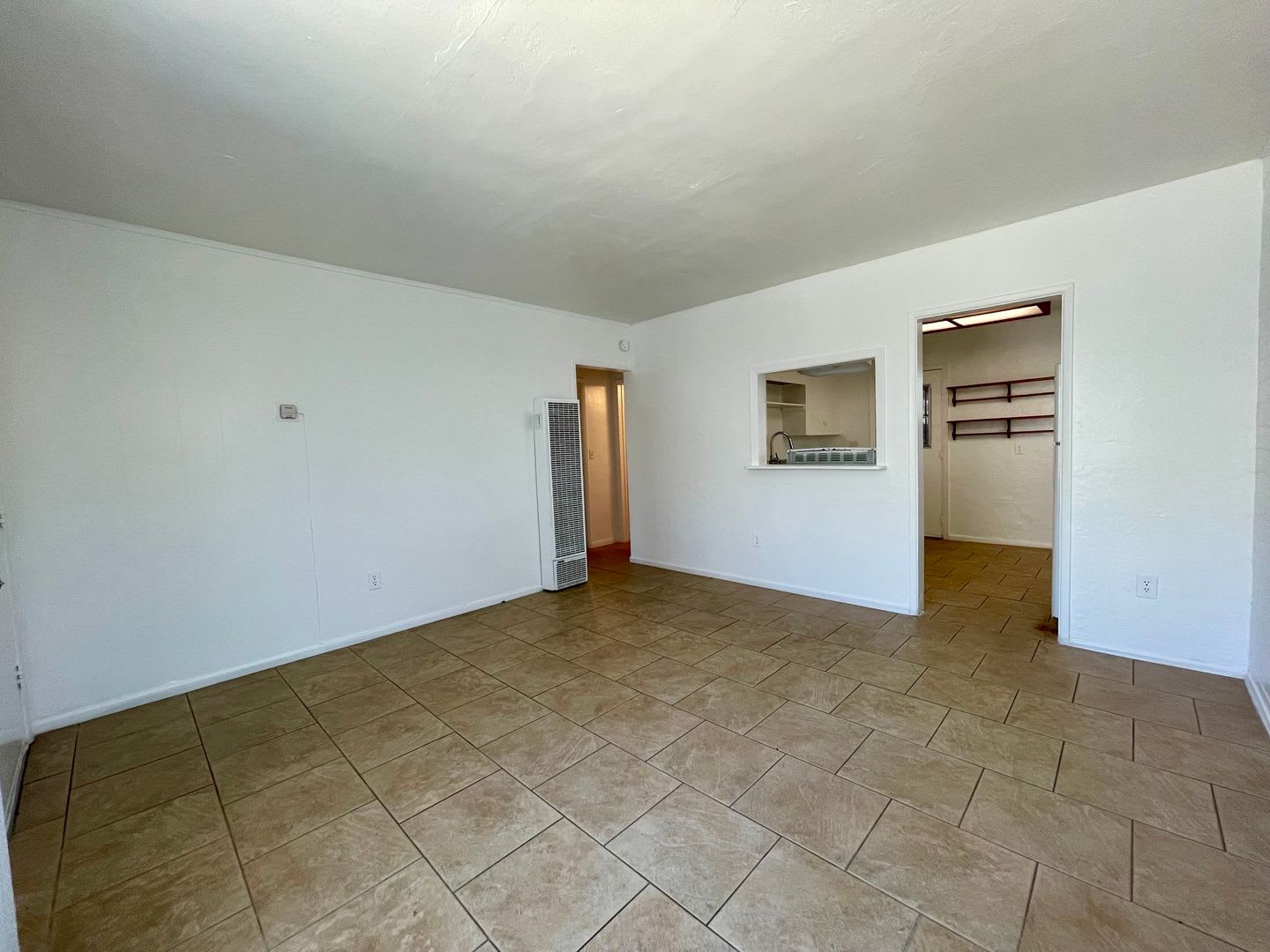 Beautiful 2 bedroom 1 bathroom with a private yard in the heart of El Cajon – photo 5