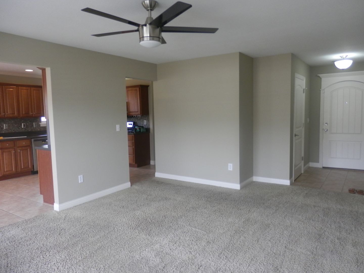 Nice 3 Bed 2 Bath House – photo 3