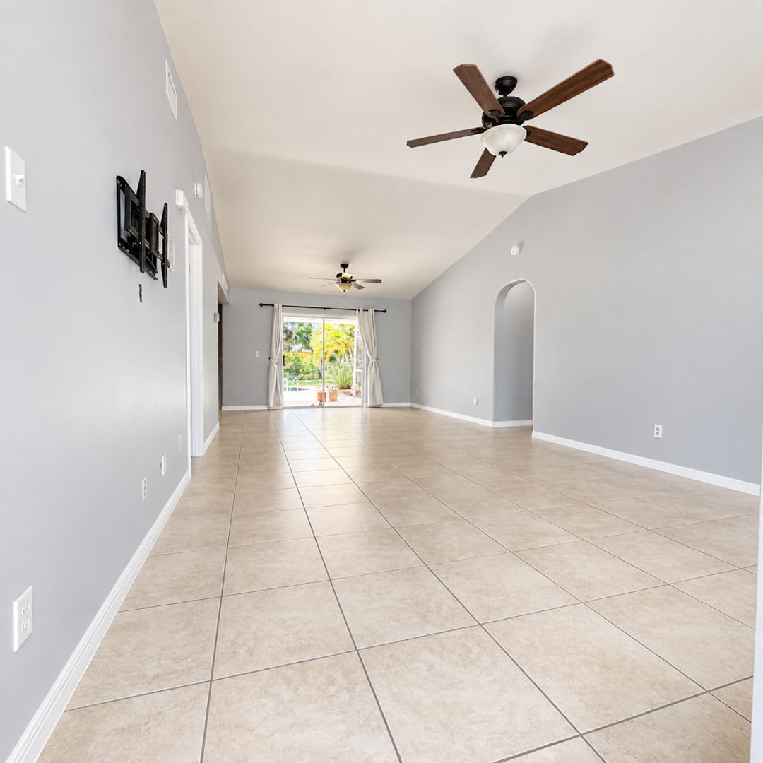 Beautiful 3-Bedroom Pool Home – Fenced Yard, Office & Lawn/Pool Care Included! – photo 2