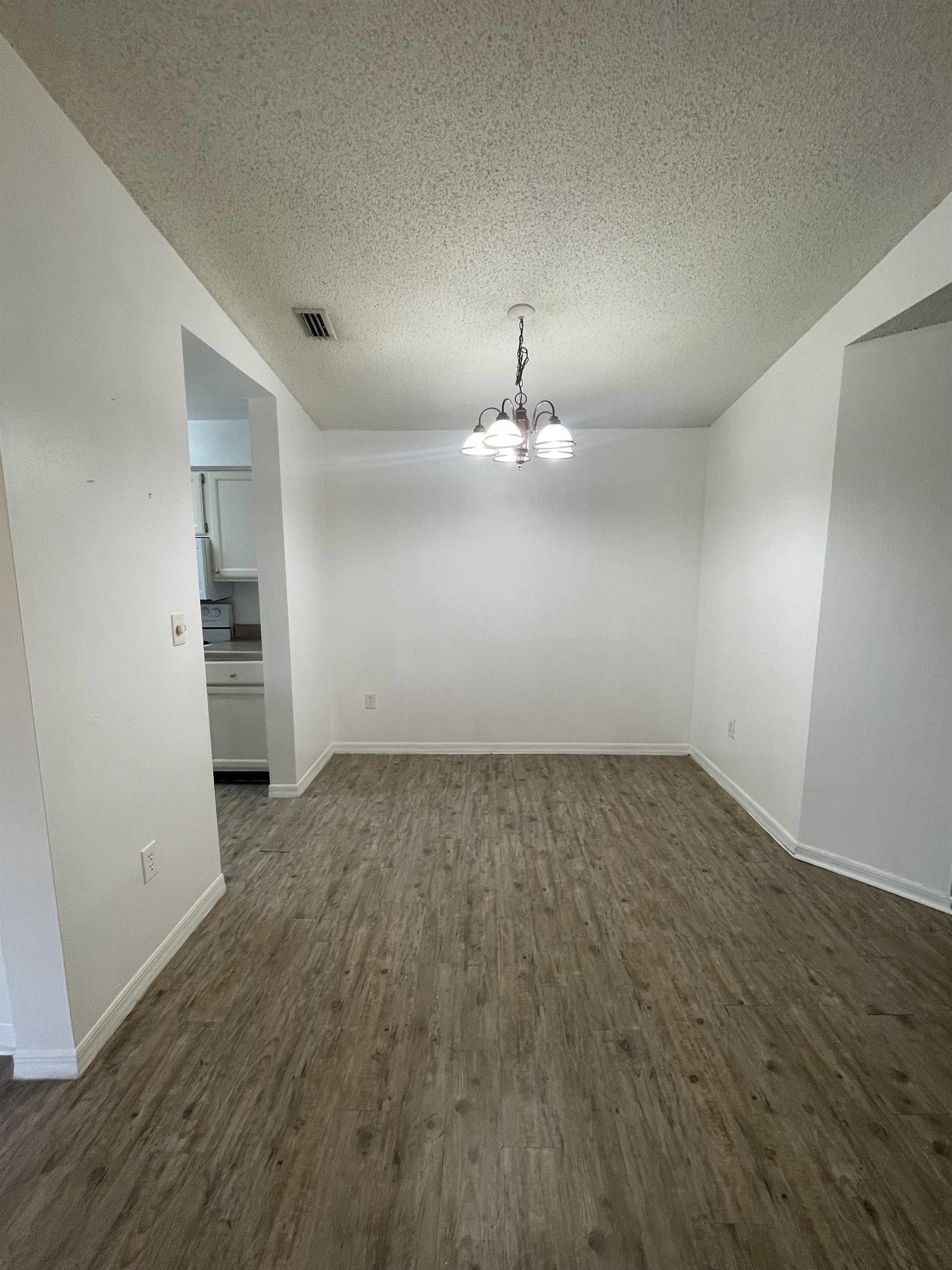 202 Riverbend #201 – photo 5