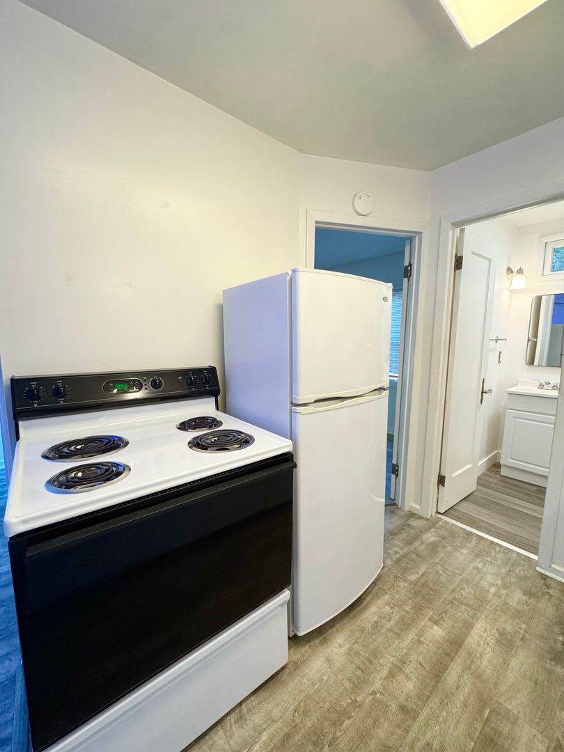 Quaint & Cozy Duplex!! – photo 5