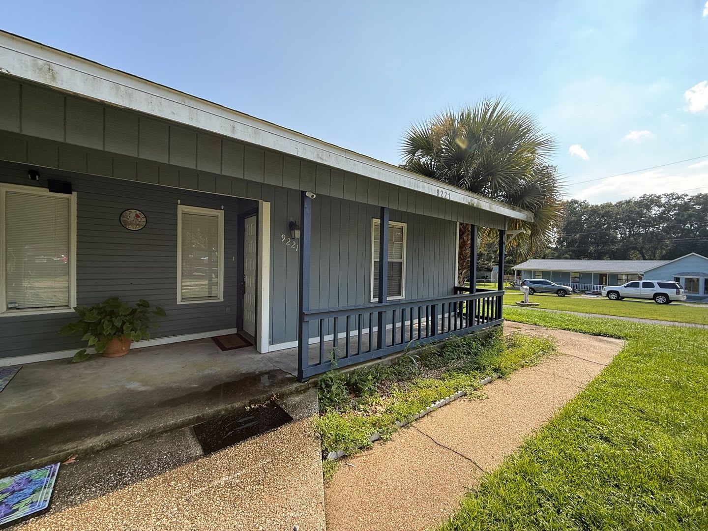 Pensacola Ferry Pass 2 Bedroom 1 Bathroom Lawn Care Included – photo 2