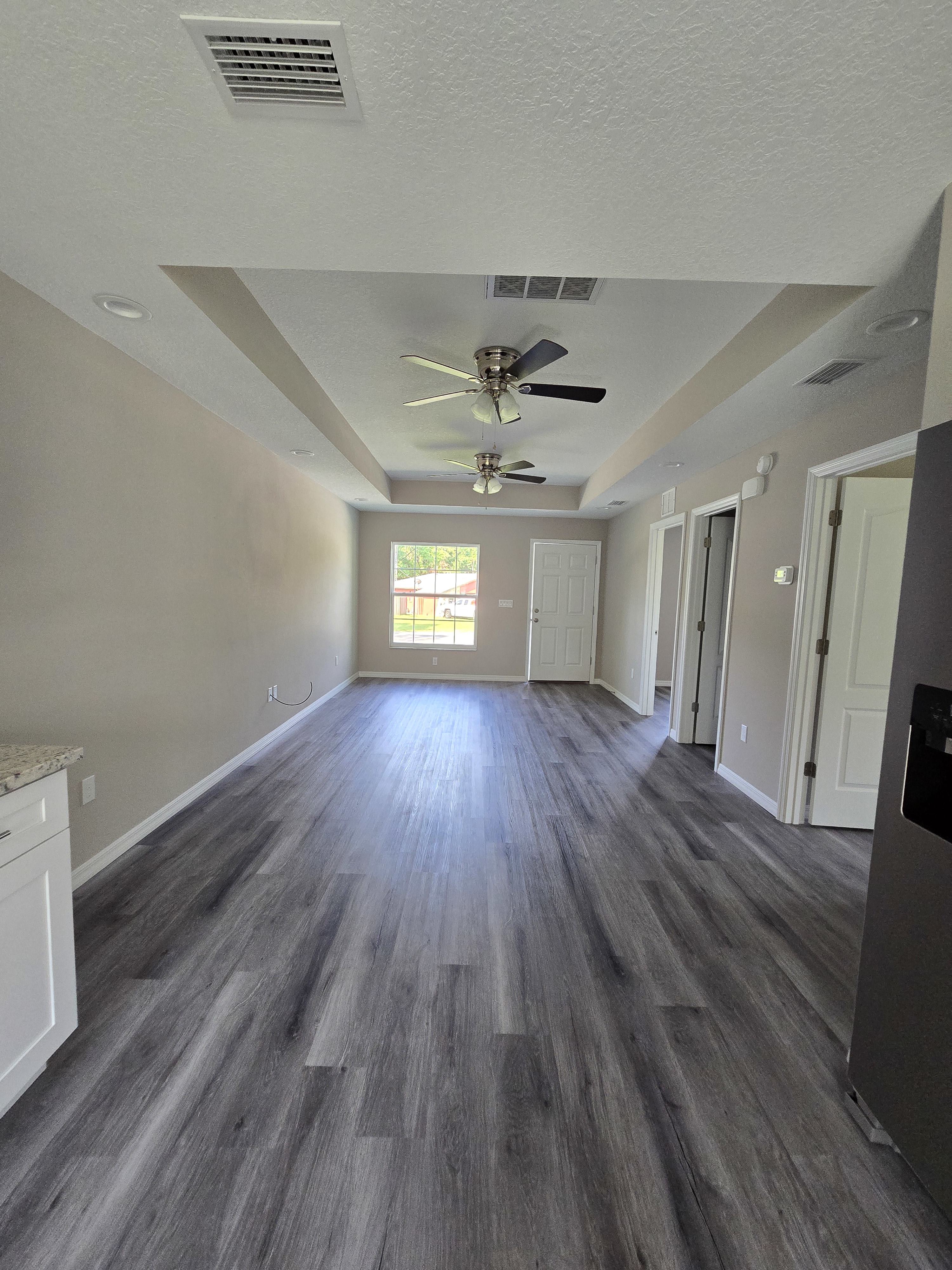 9398 North Travis Drive – photo 3
