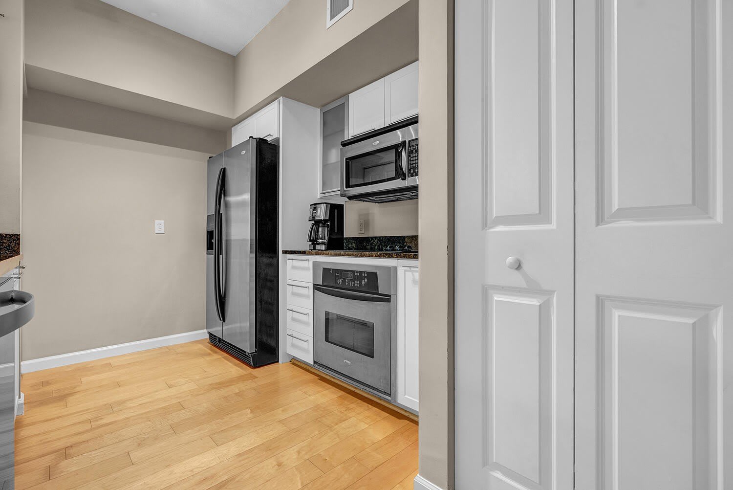 235 NE 1ST Street – photo 4