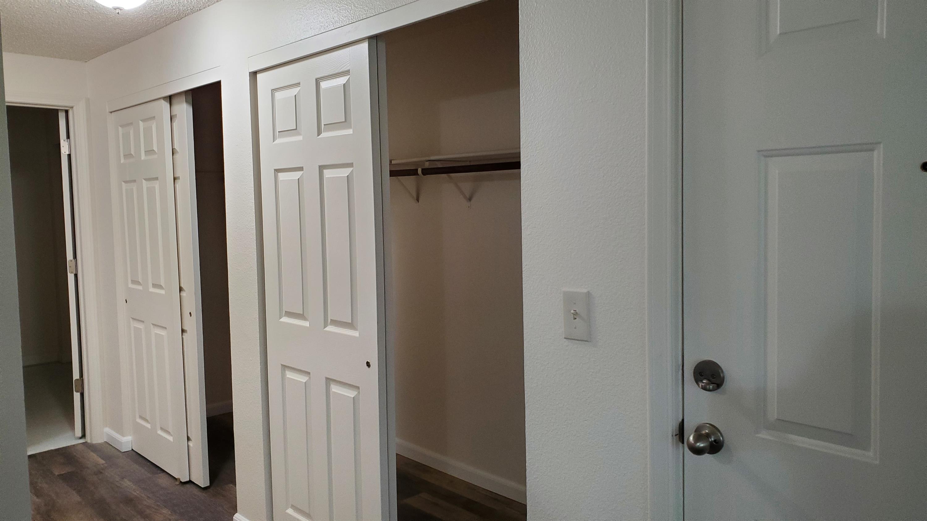 1353 NE Hogan PL – photo 2