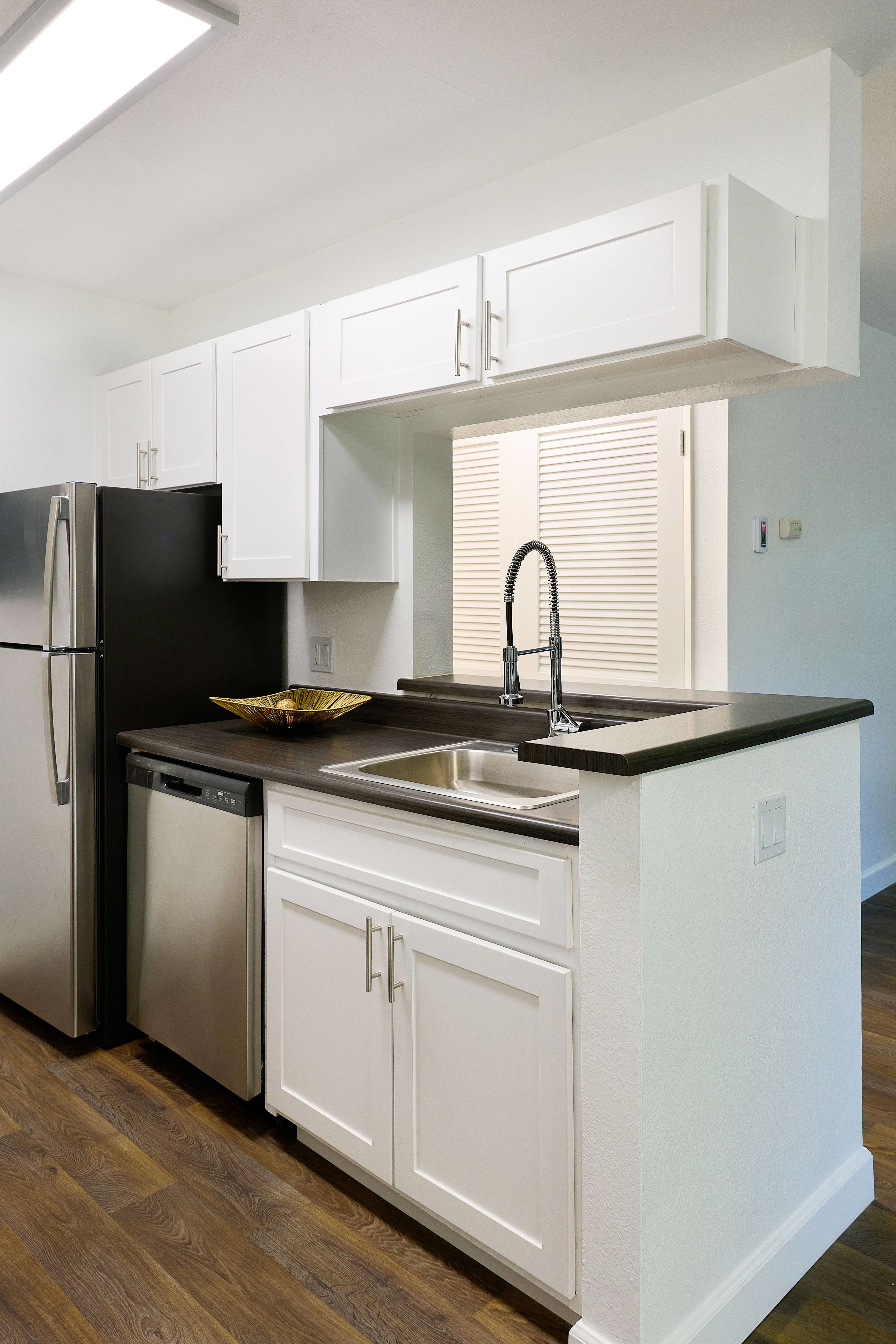 Monte Vista Apartments – photo 3