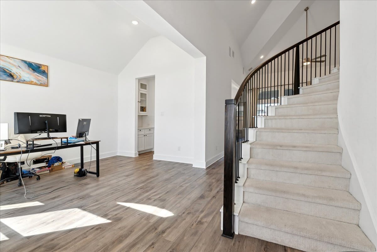 1710 Highwood Road – photo 2