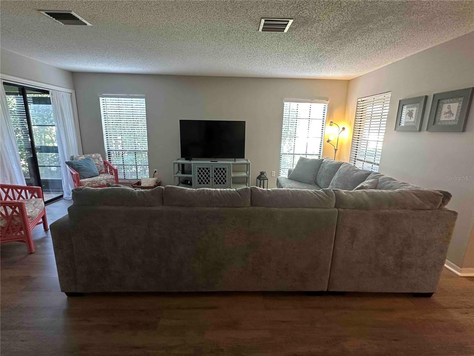 3312 VIVIENDA Boulevard – photo 5