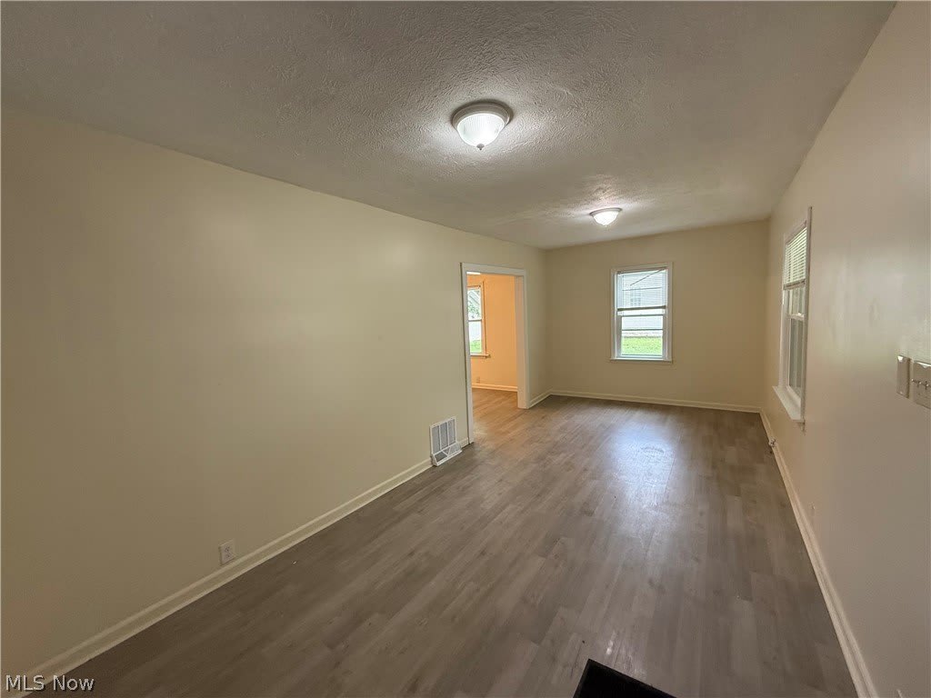 404 Noah Avenue – photo 3