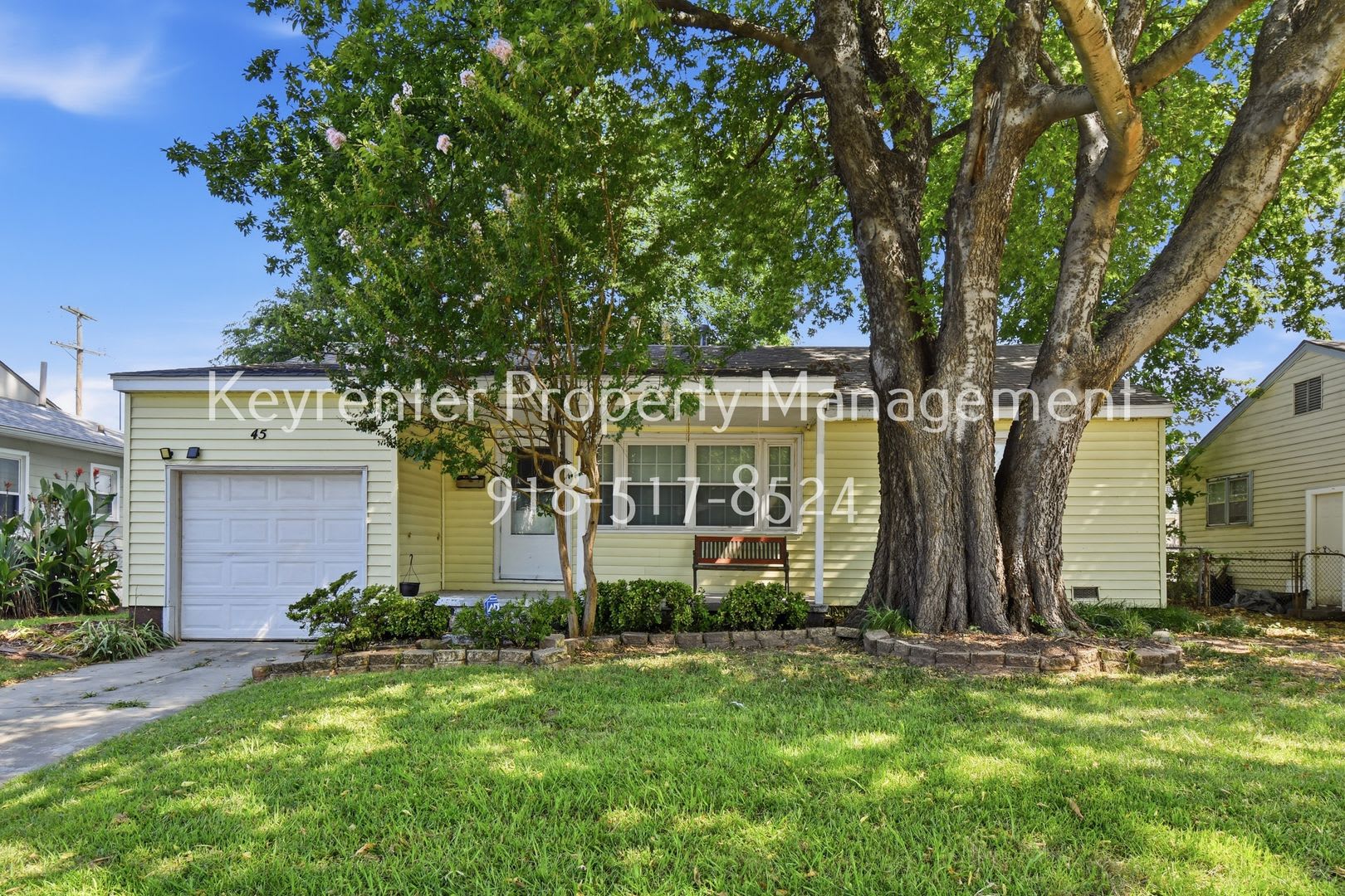 Remodeled Midtown Tulsa Bungalow Classic Charm With Modern Updates – photo 1