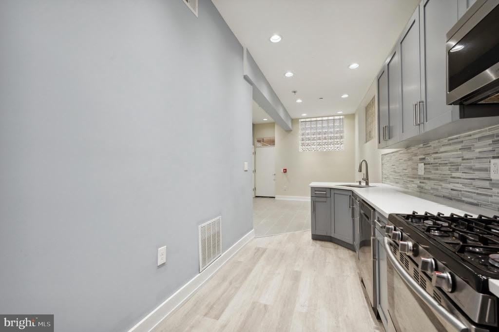 2024 26 E Fletcher Street – photo 3