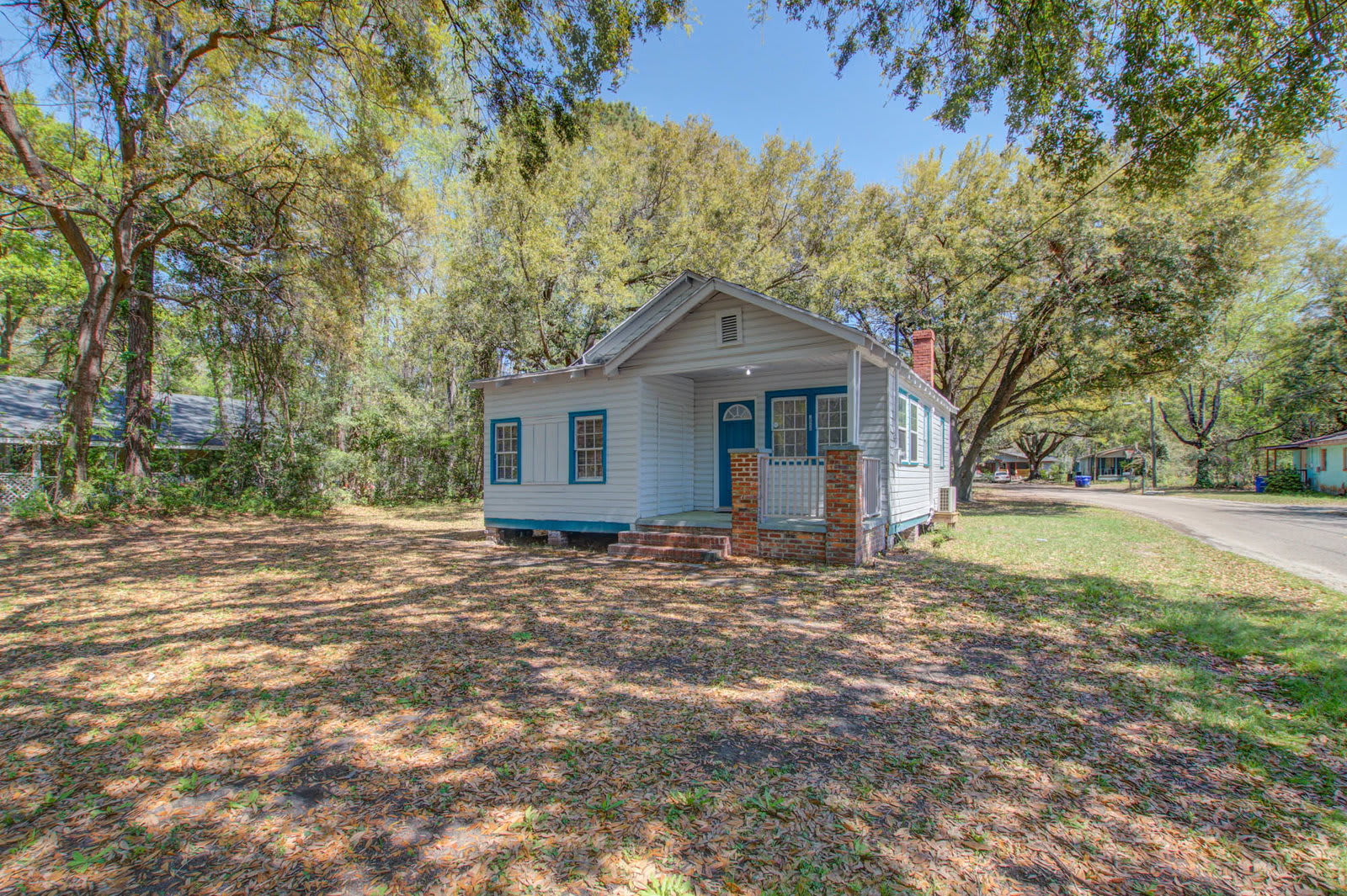 1840 Dillway Street – photo 2